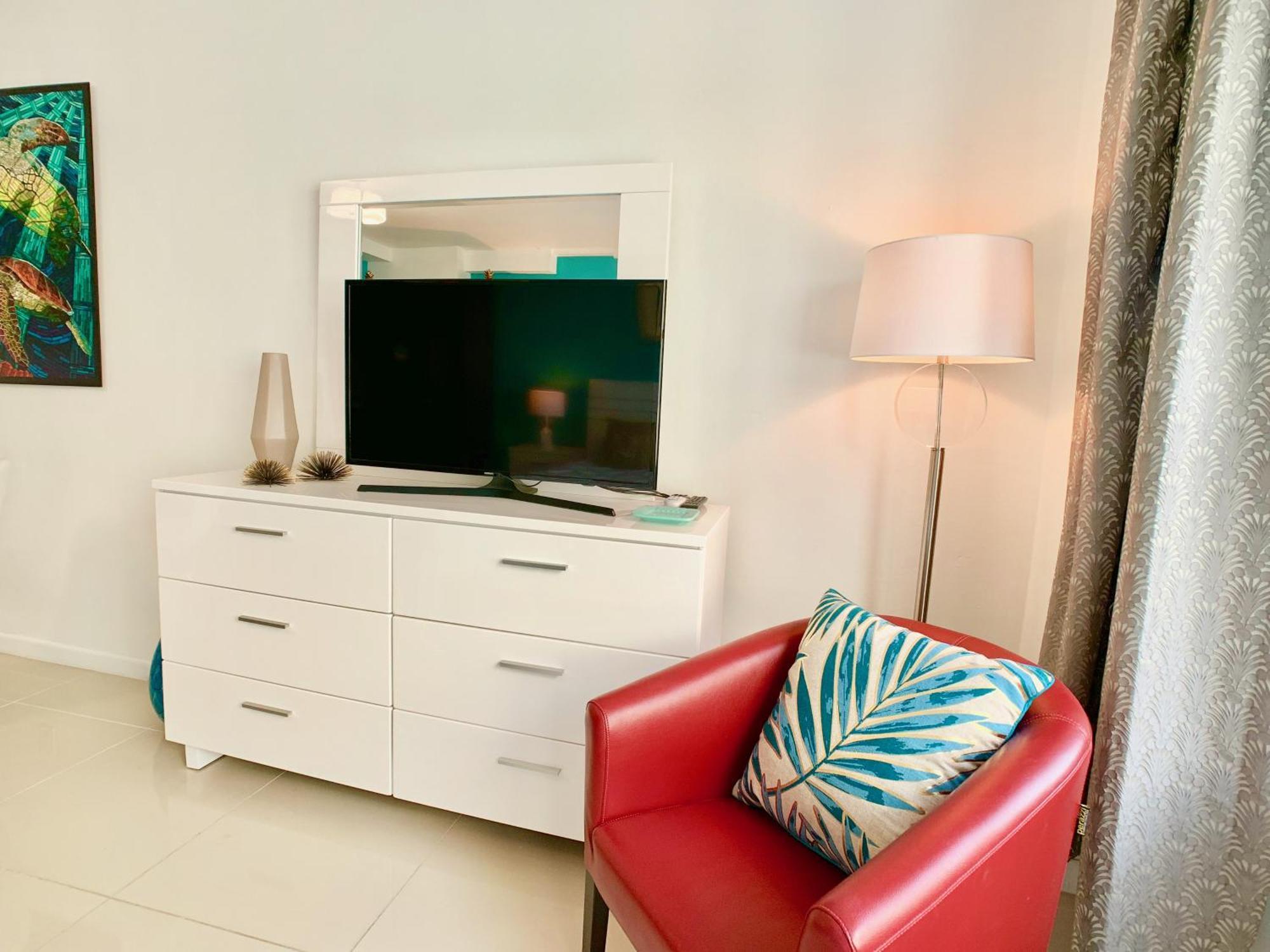 Directly On The Beach With Pool & Ocean View Miami Beach Exterior photo