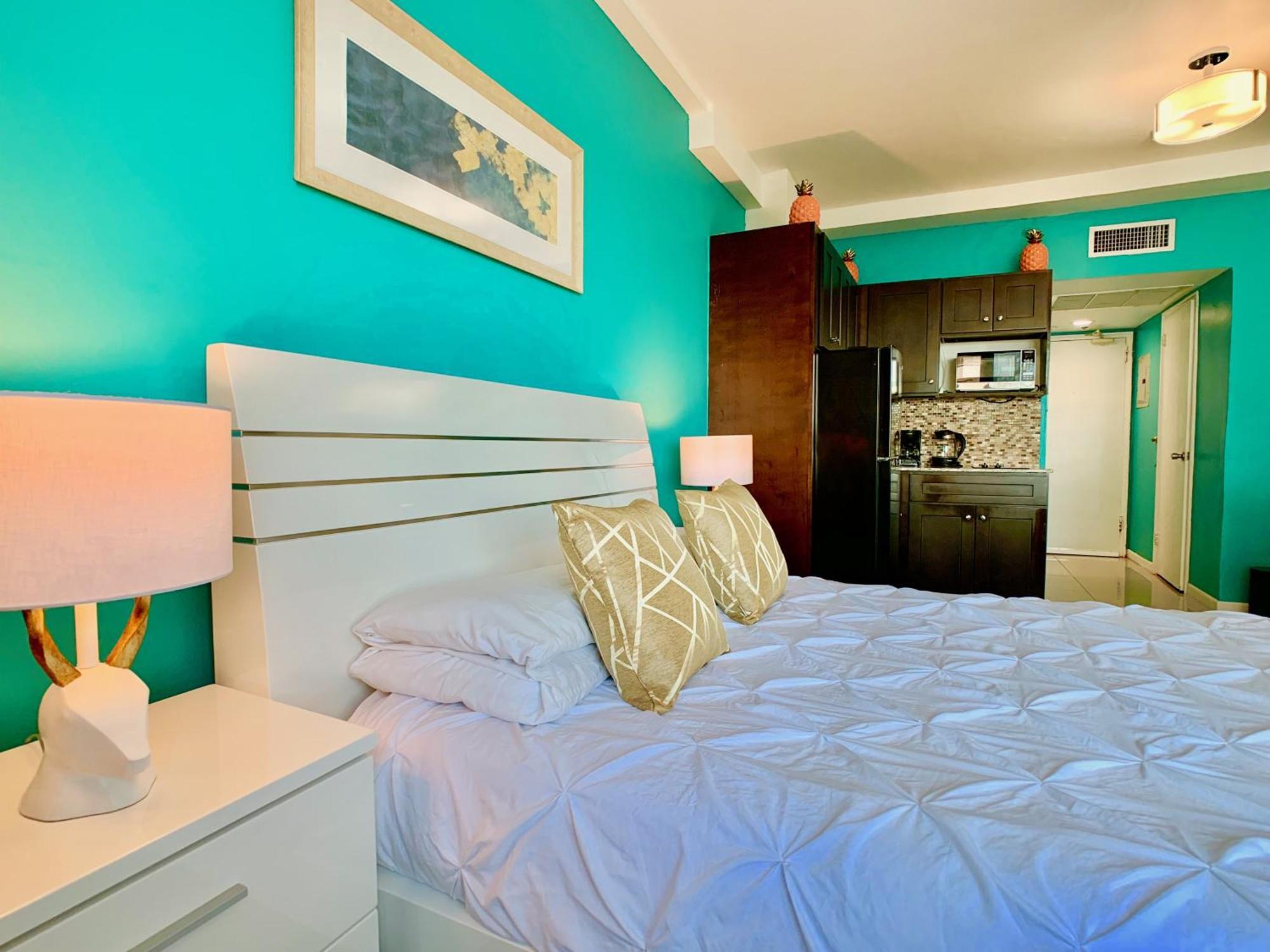 Directly On The Beach With Pool & Ocean View Miami Beach Exterior photo
